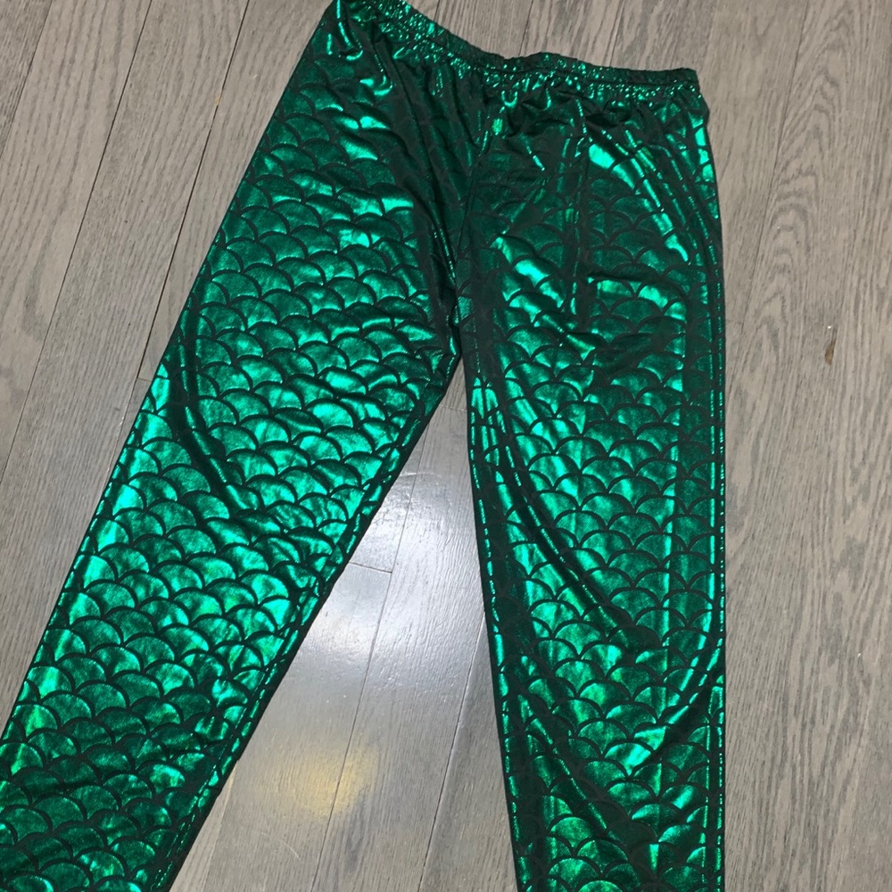 The Little Mermaid Scale Leggings